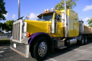 Flatbed Truck Insurance in Bedford & DFW, TX.